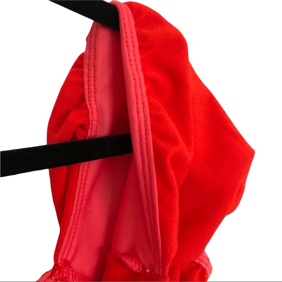 $2/30 IRIS Los Angeles | Red Empire Waist Dress, Coral Lined Puff Sleeves & Top - Picture 6 of 16